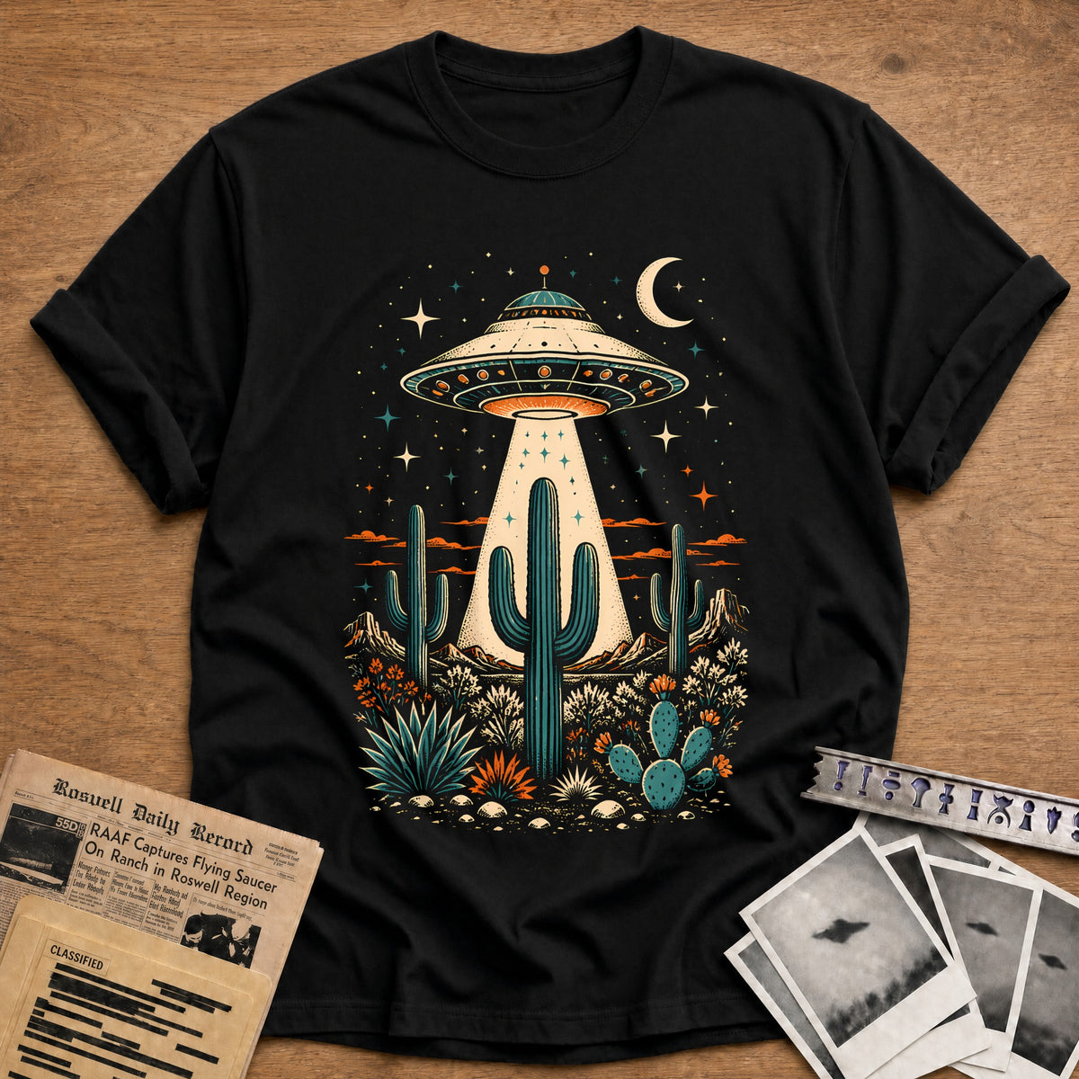 Boho UFO Cactus 45 T-Shirt - Black