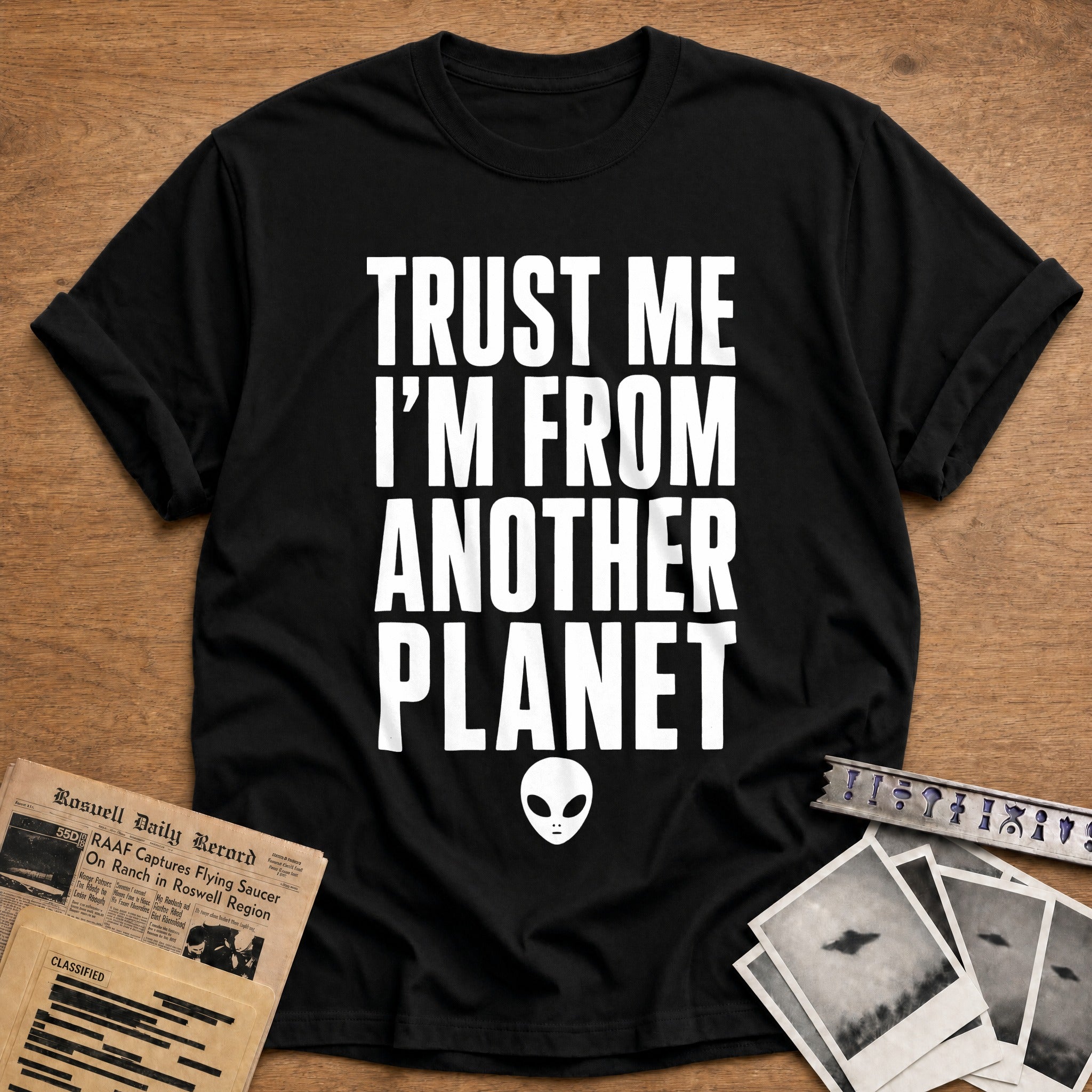 From Another Planet 90 T-Shirt - Black