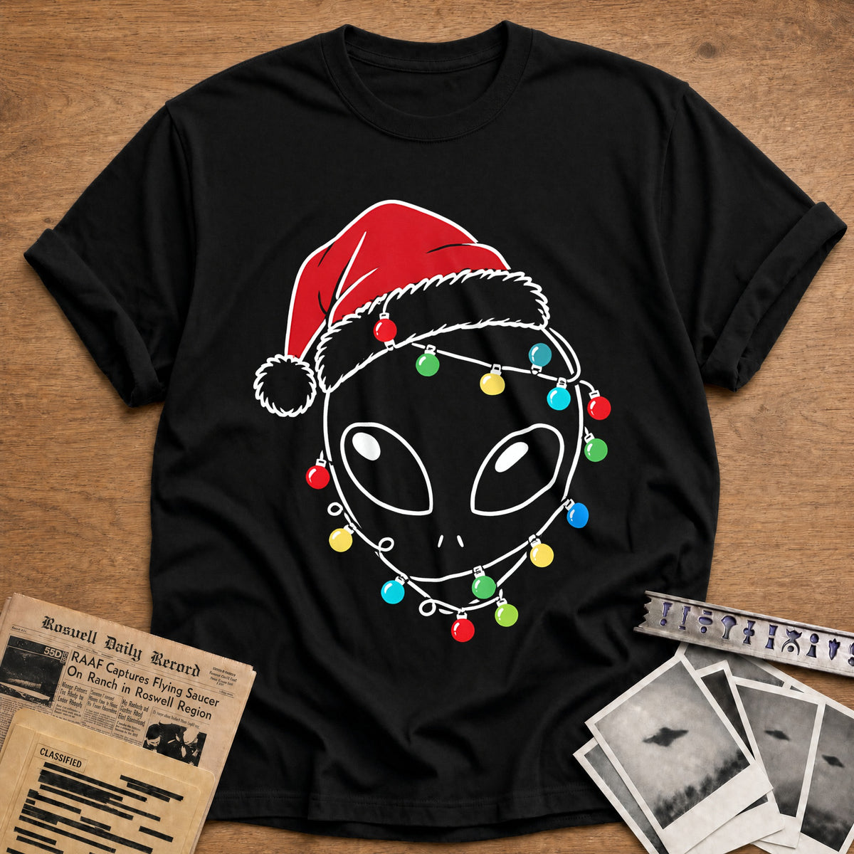 Grey Alien Head Christmas Lights 40 T-Shirt - Black