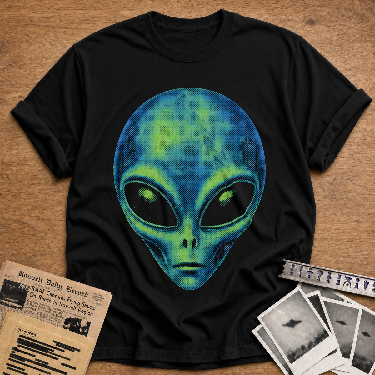 Halftone Alien 69 T-Shirt - Black