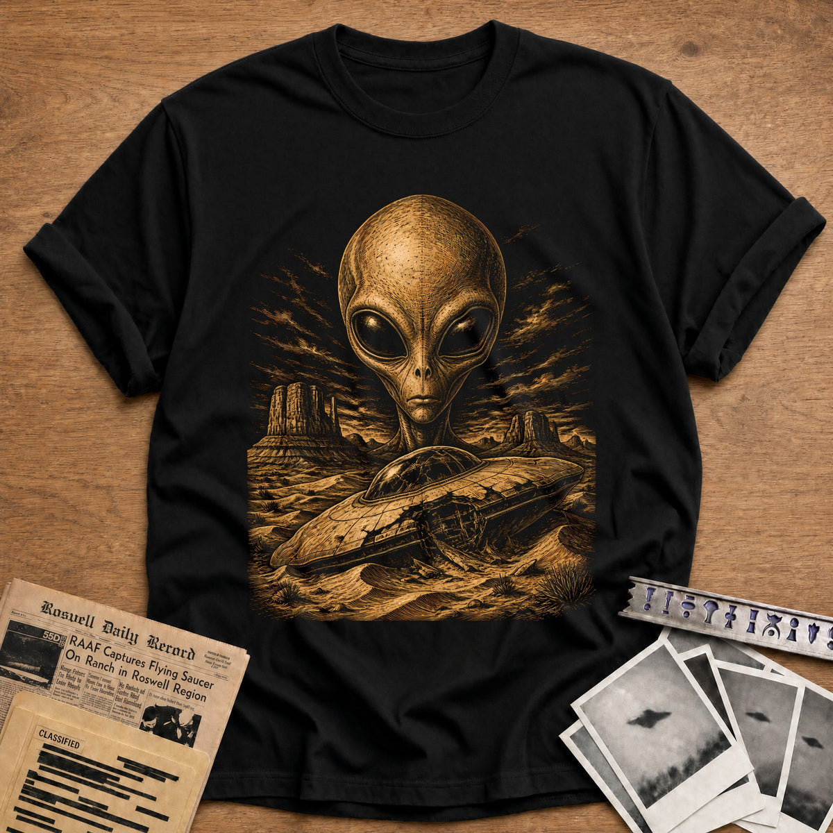 Head Crashed Saucer 76 T-Shirt - Black