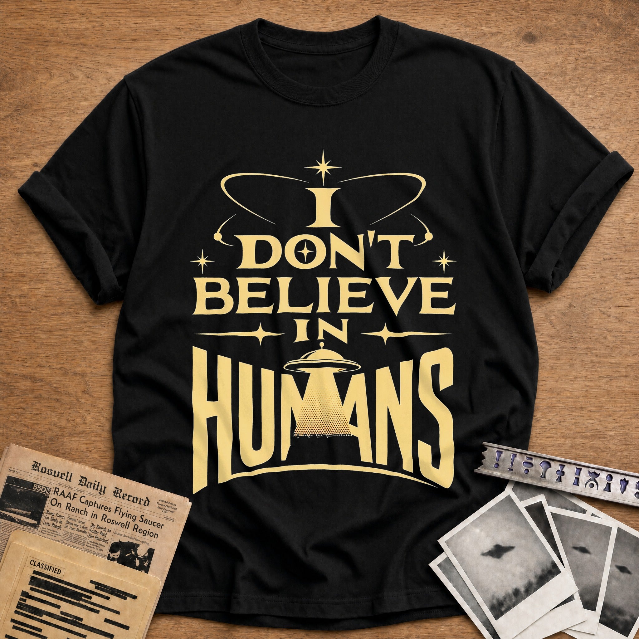 I Dont Believe In Humans 01 - Black