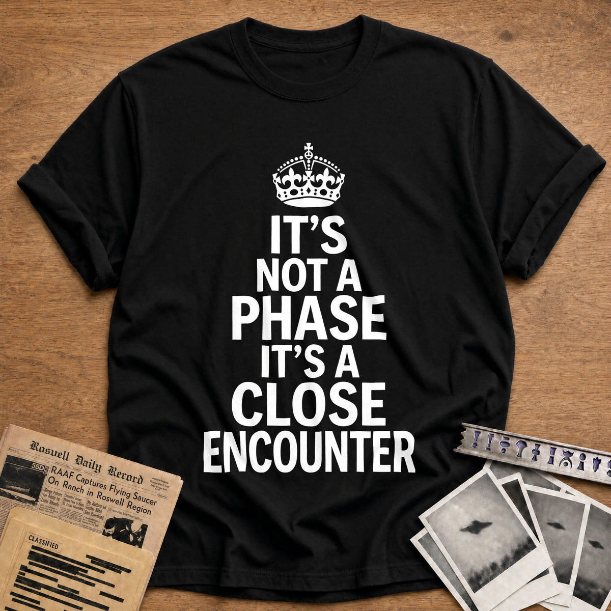 It's Not A Phase It's A Close Encounter 60 T-Shirt - Black