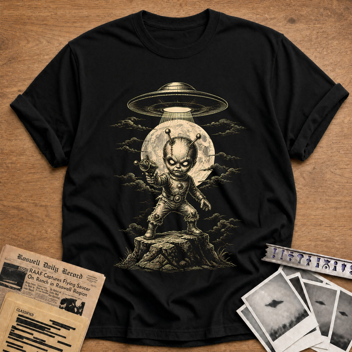 Little Green Man 10 T-Shirt - Black