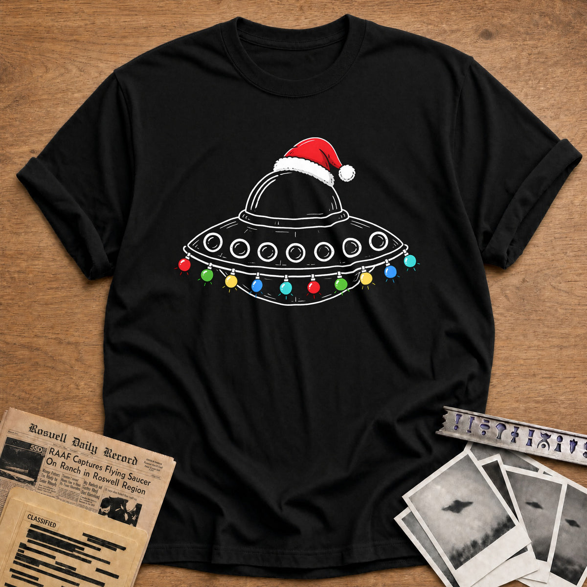 Porthole UFO Christmas Lights 53 T-Shirt - Black