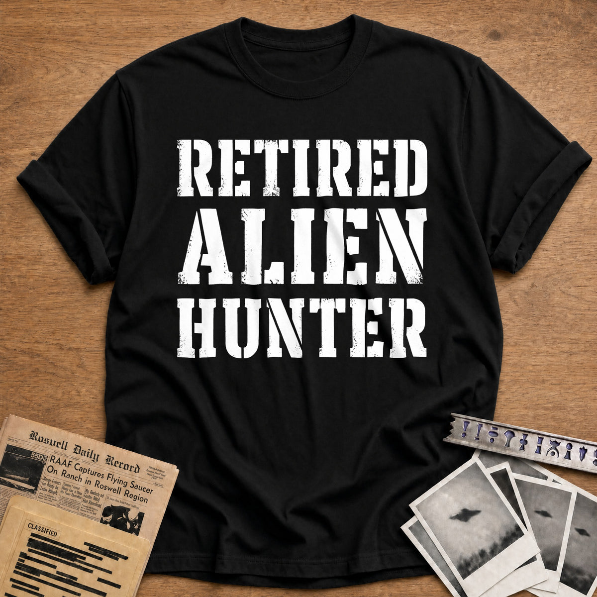 Retired Alien Hunter 39 T-Shirt - Black