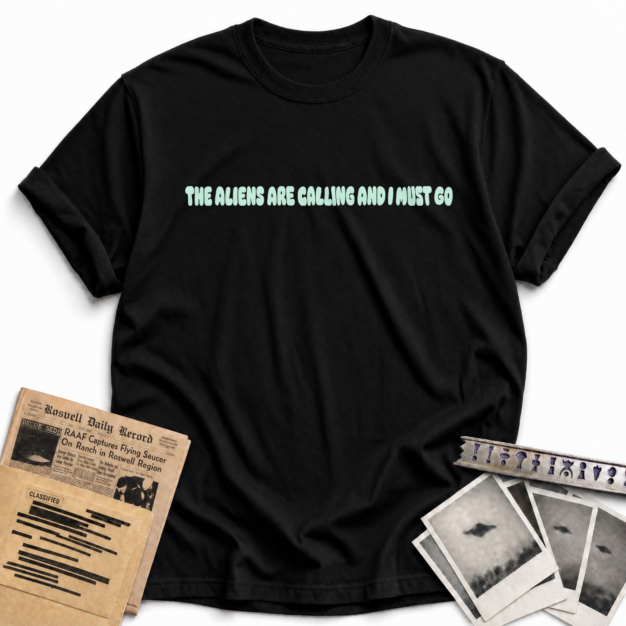 The Aliens Are Calling And I Must Go 03 - Black