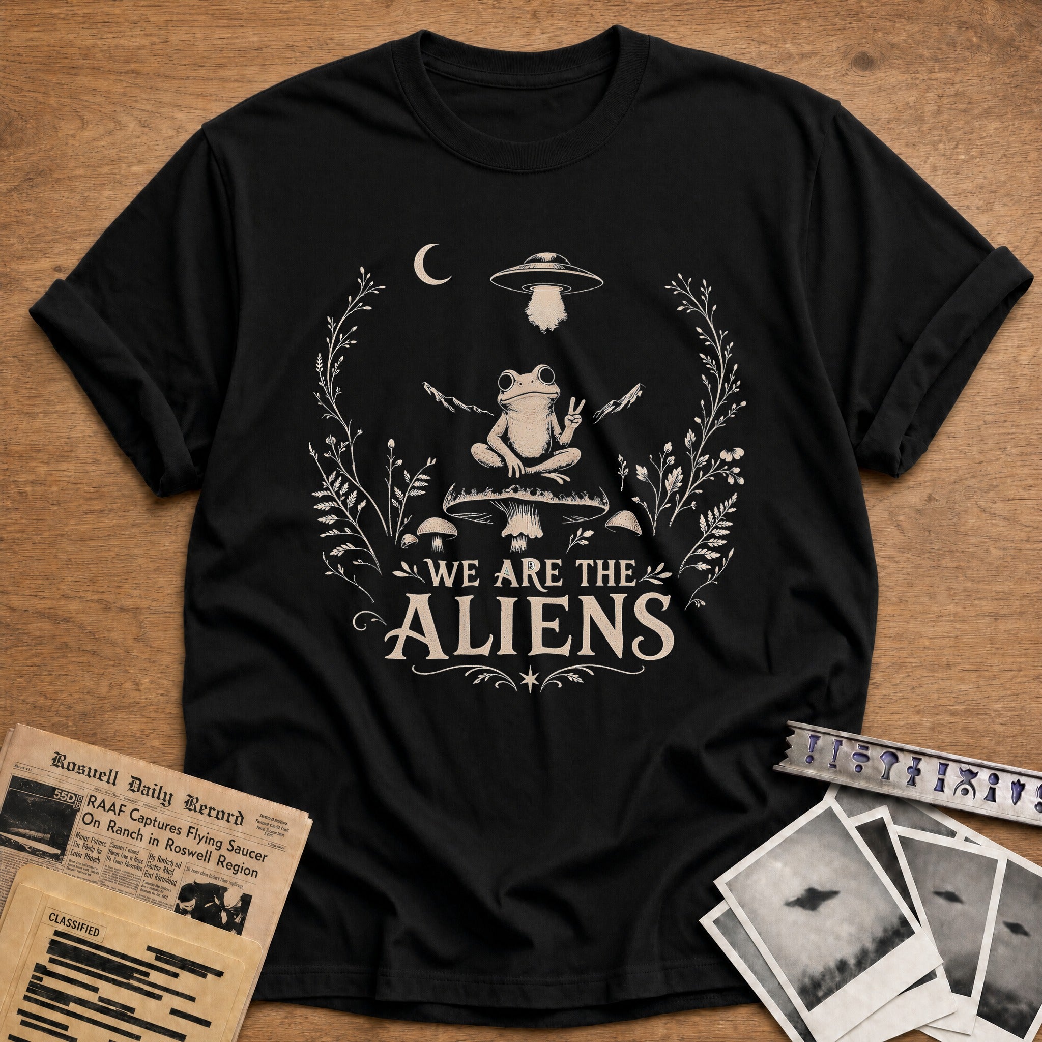 We Are The Aliens - Black