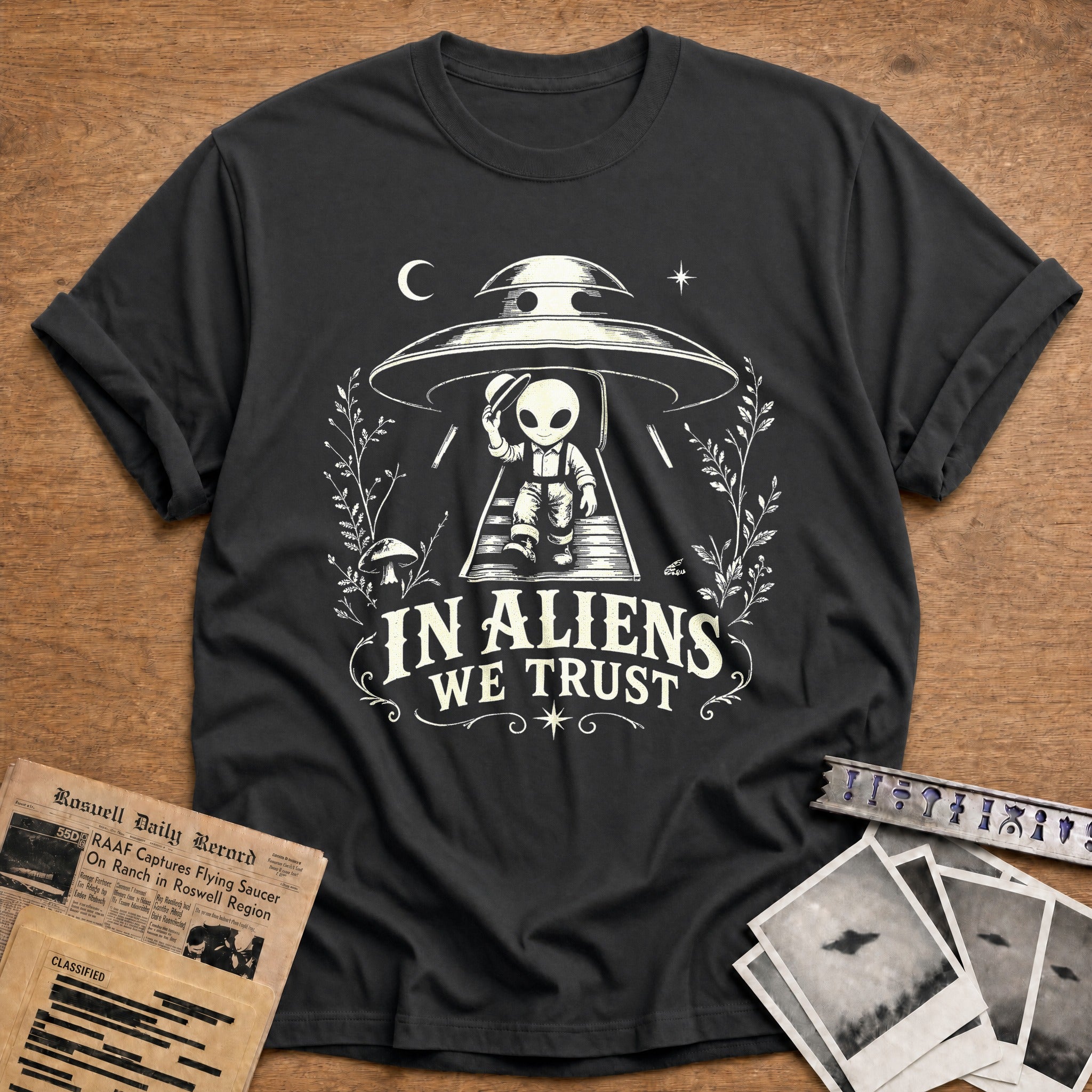 Aliens We Trust - Charcoal