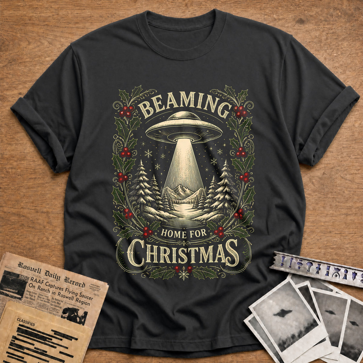 Beaming Home For Christmas 80 T-Shirt - Charcoal