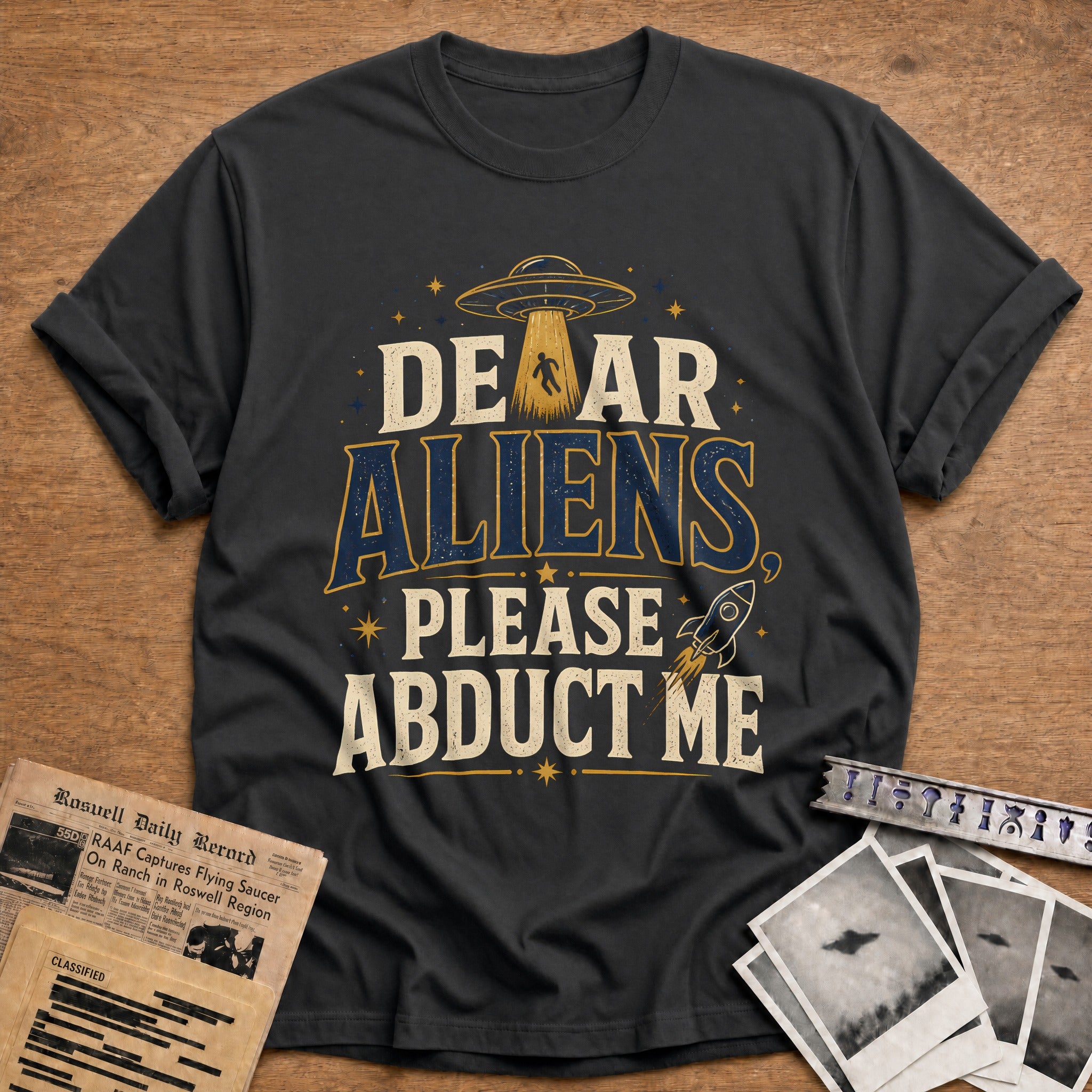 Dear Aliens Please Abduct Me 30 T-Shirt - Charcoal