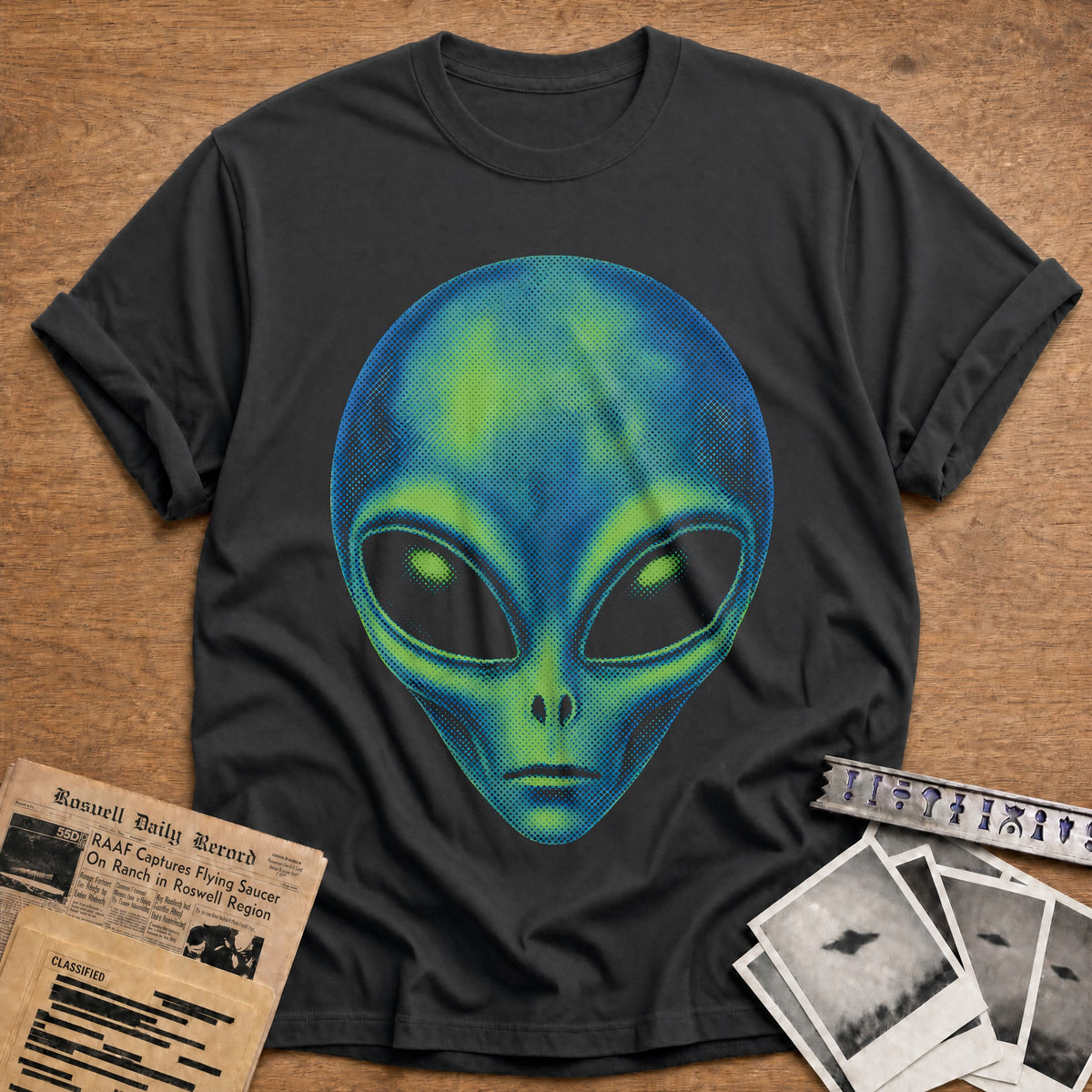 Halftone Alien 69 T-Shirt - Charcoal