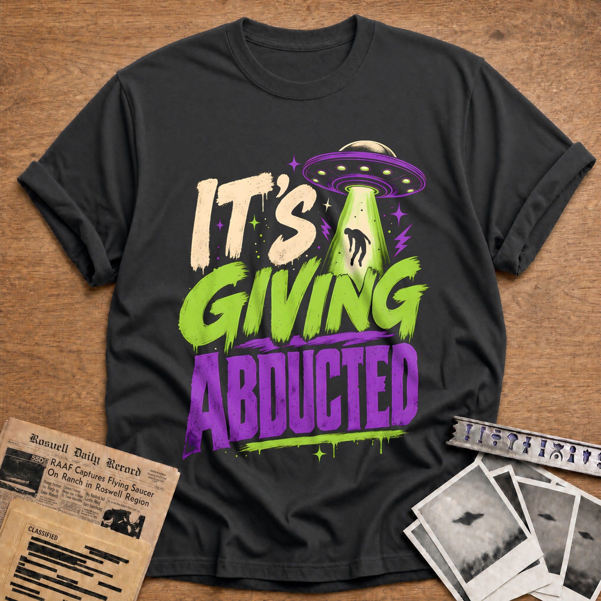 Its Giving Abducted 52 T-Shirt - Charcoal