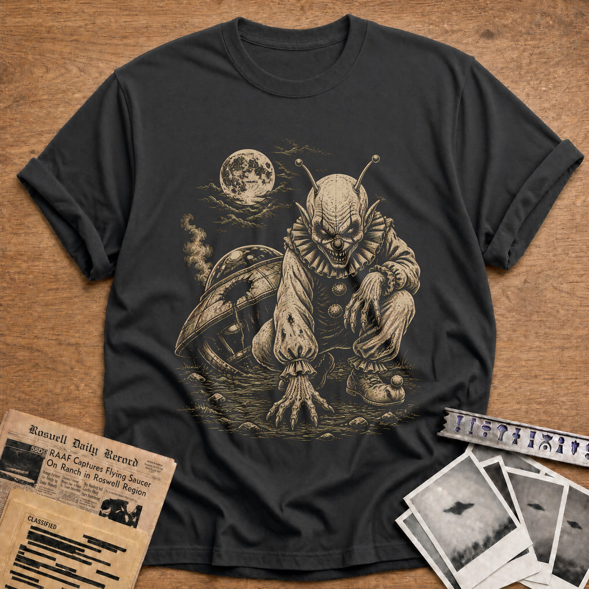 Mars Circus 28 T-Shirt - Charcoal