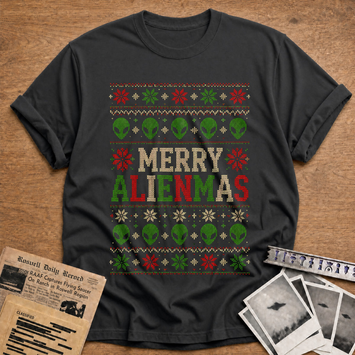 Merry Alienmas 93 T-Shirt - Charcoal