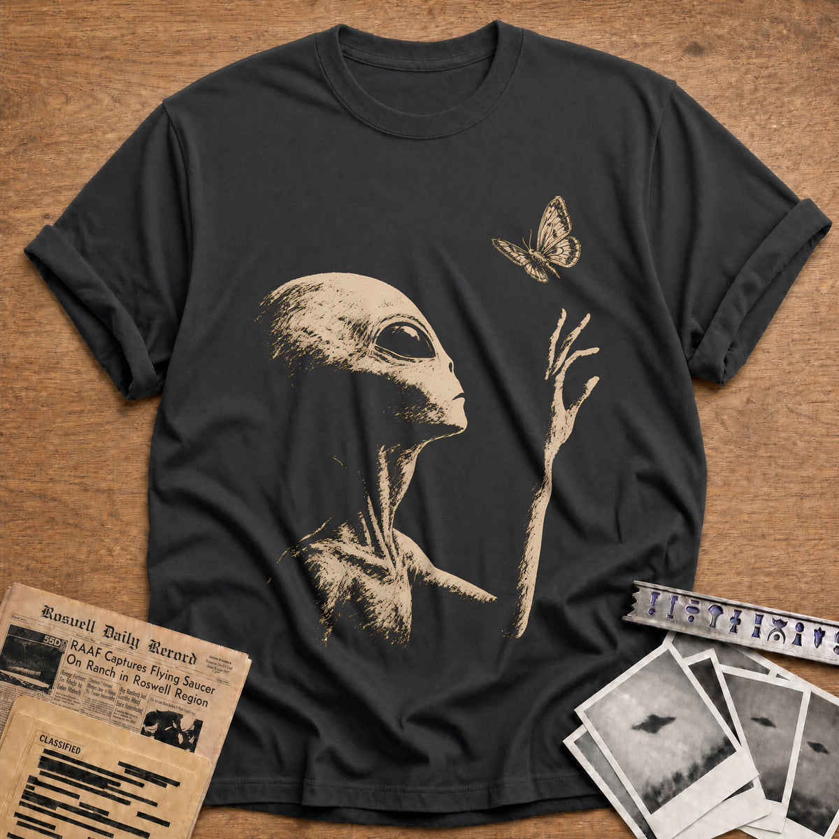 Moth 81 T-Shirt - Charcoal
