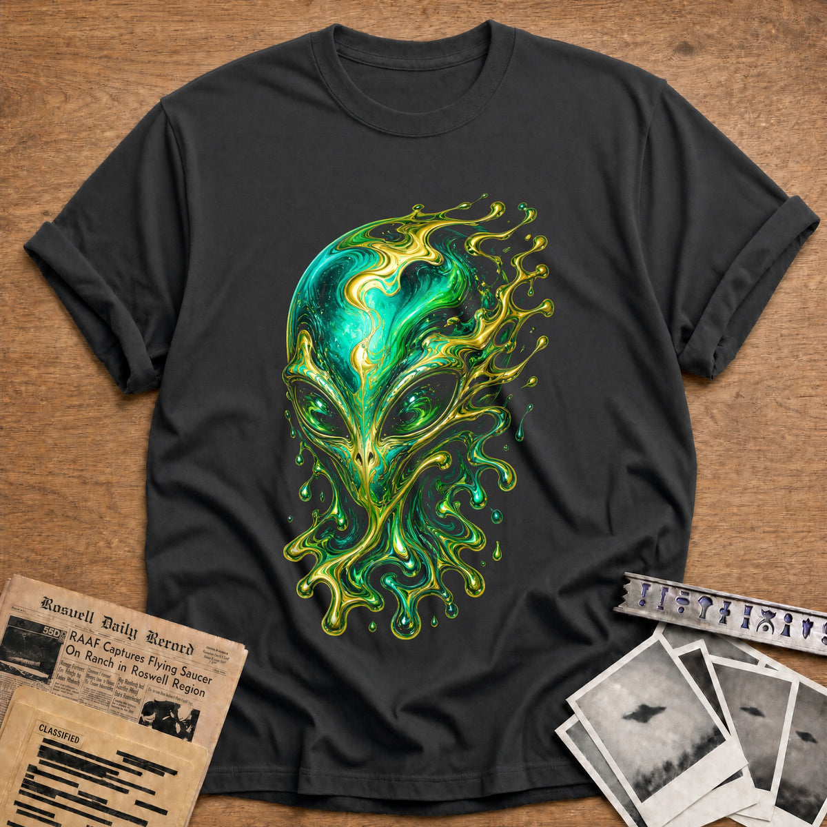 Psychedelic Alien 21 T-Shirt - Charcoal