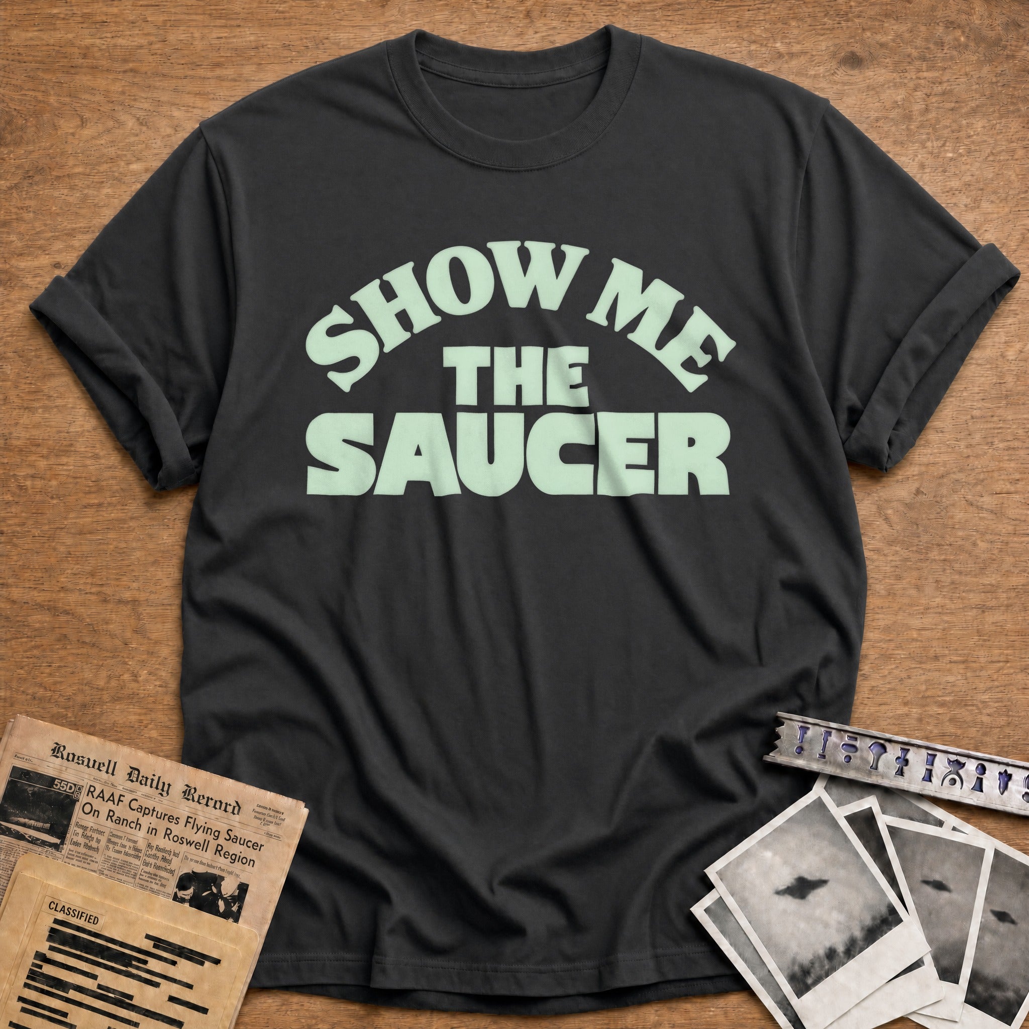 Show Me The Saucer 02 - Charcoal
