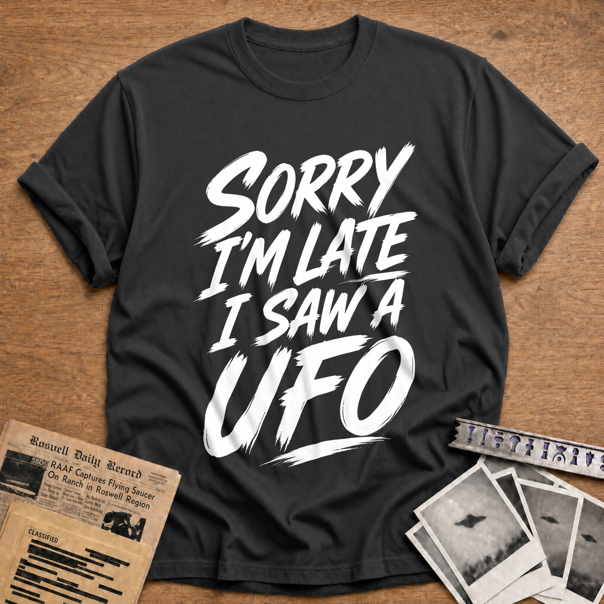 Sorry I'm Late I Saw A UFO 31 T-Shirt - Charcoal