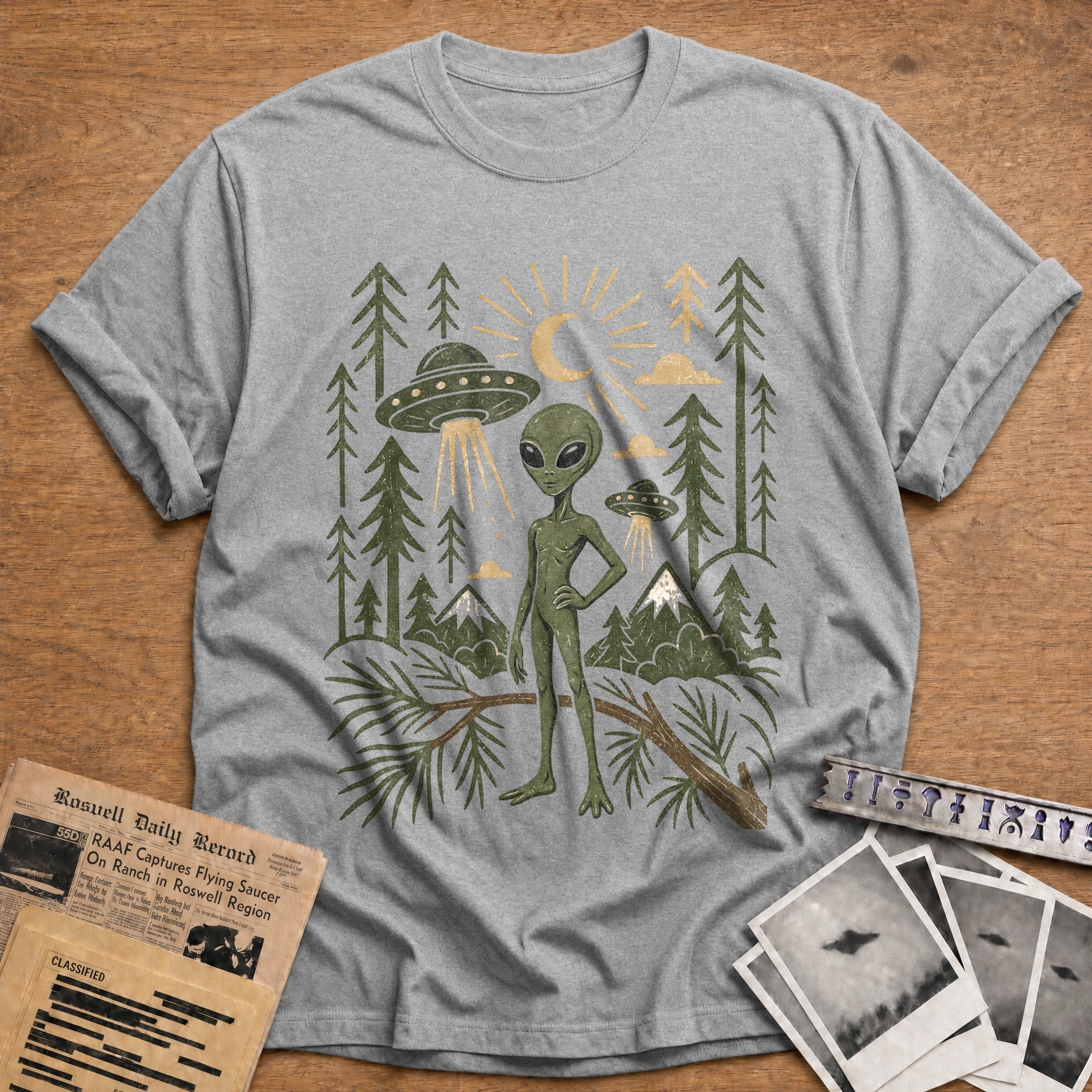 alien forest ufo extraterrestrial funny - Sport Grey