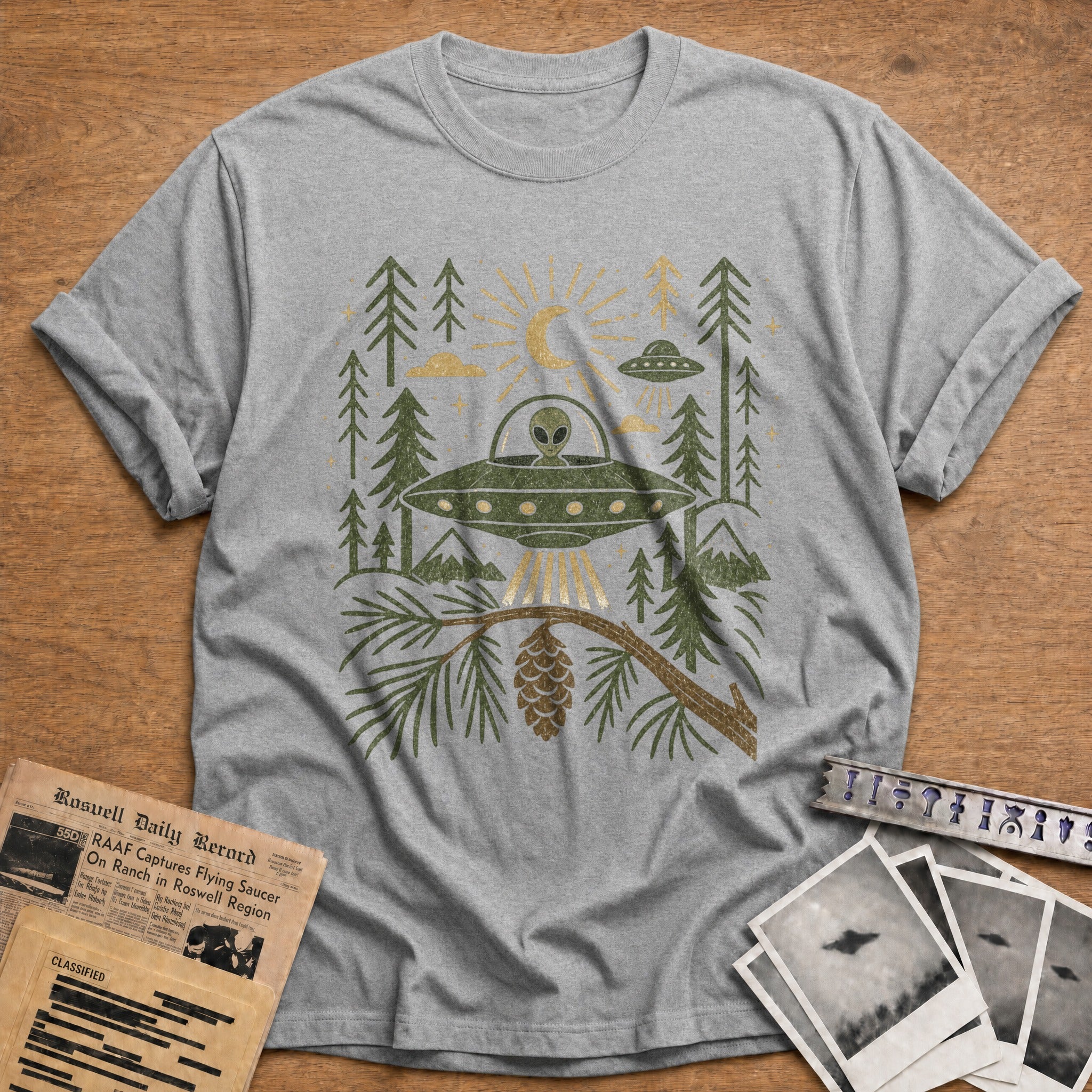 alien ufo forest vintage - Sport Grey