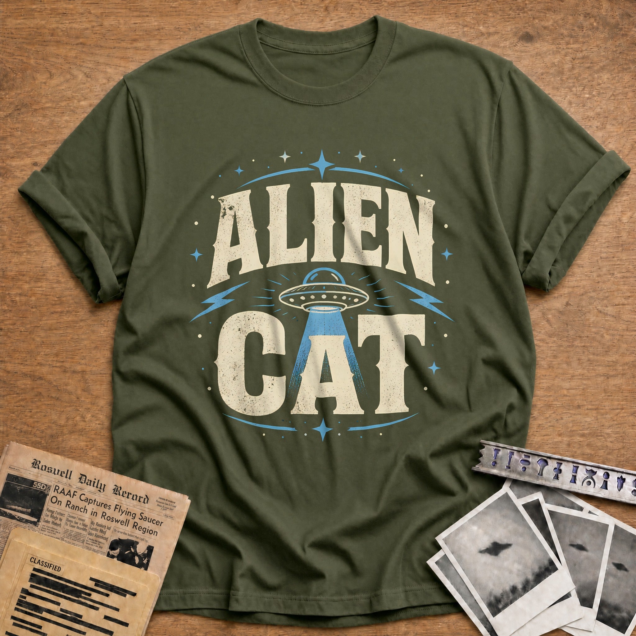Alien Cat 42 T-Shirt - Military Green