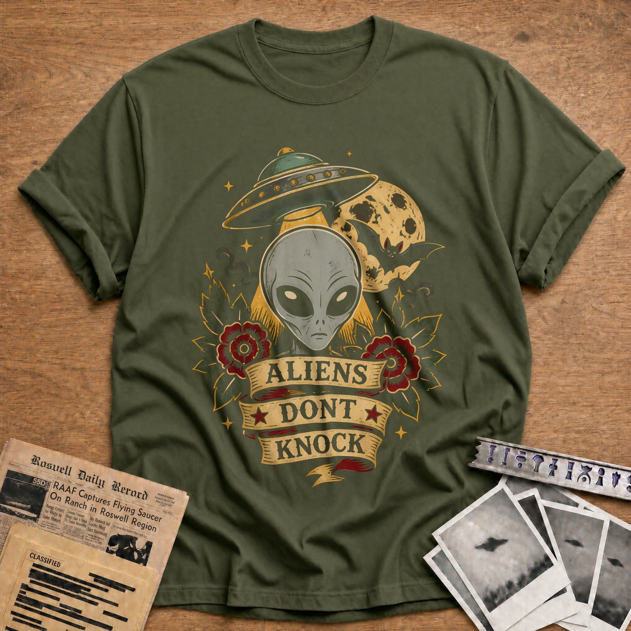 Aliens Dont Knock Tattoo 48 T-Shirt - Military Green