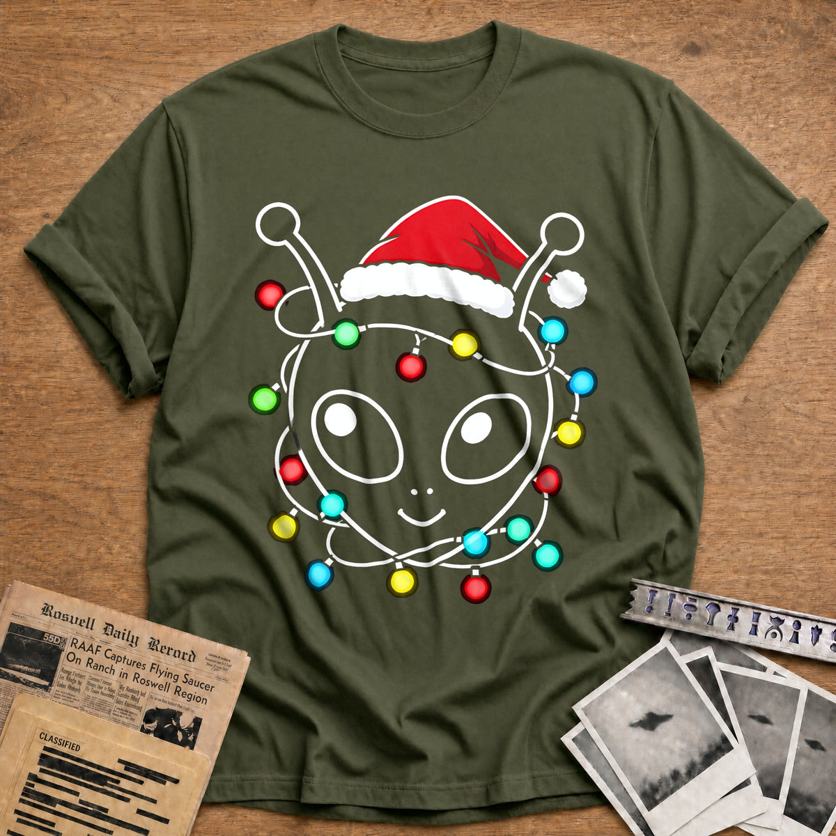 Antennae Alien Christmas Lights 98 T-Shirt - Military Green