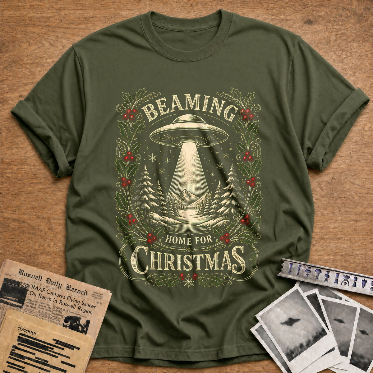 Beaming Home For Christmas 80 T-Shirt - Military Green