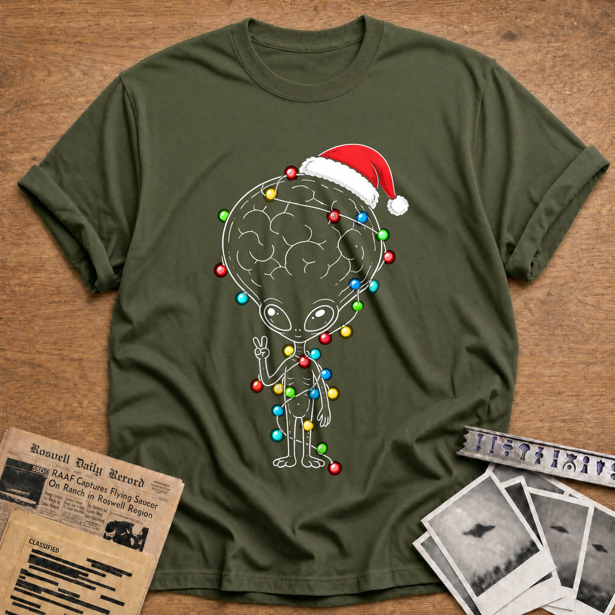 Dome Head Alien Christmas Lights 92 T-Shirt - Military Green