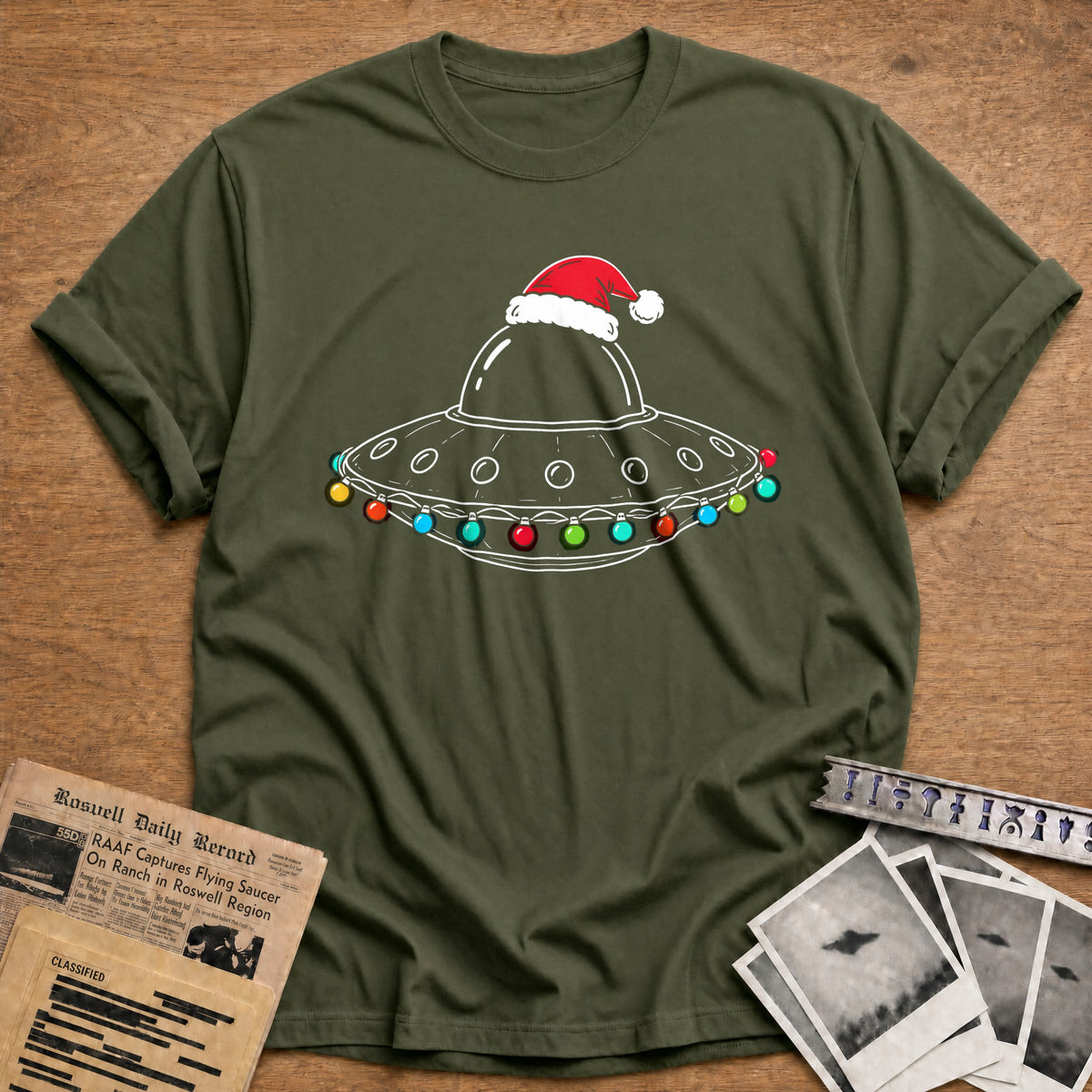 Flying Saucer UFO Christmas Lights 93 T-Shirt - Military Green