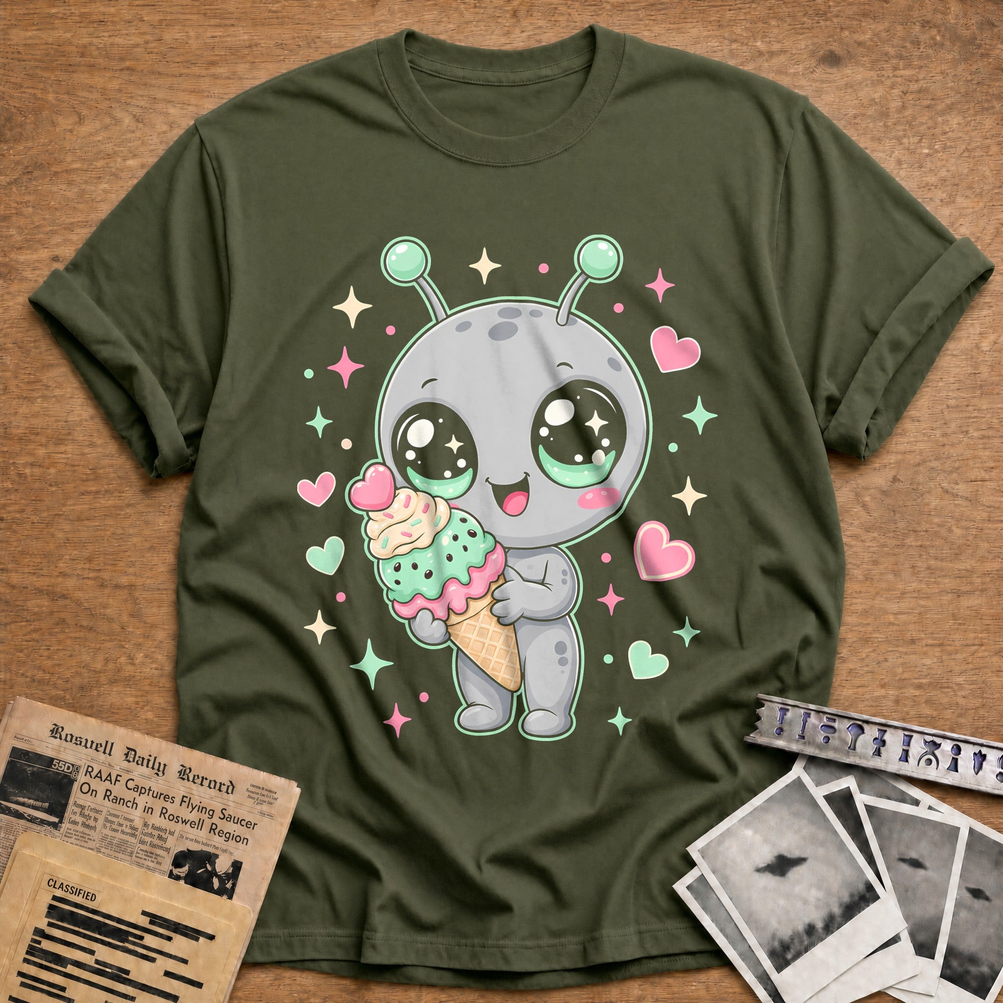 Kawaii Alien Ice Cream 63 T-Shirt - Military Green