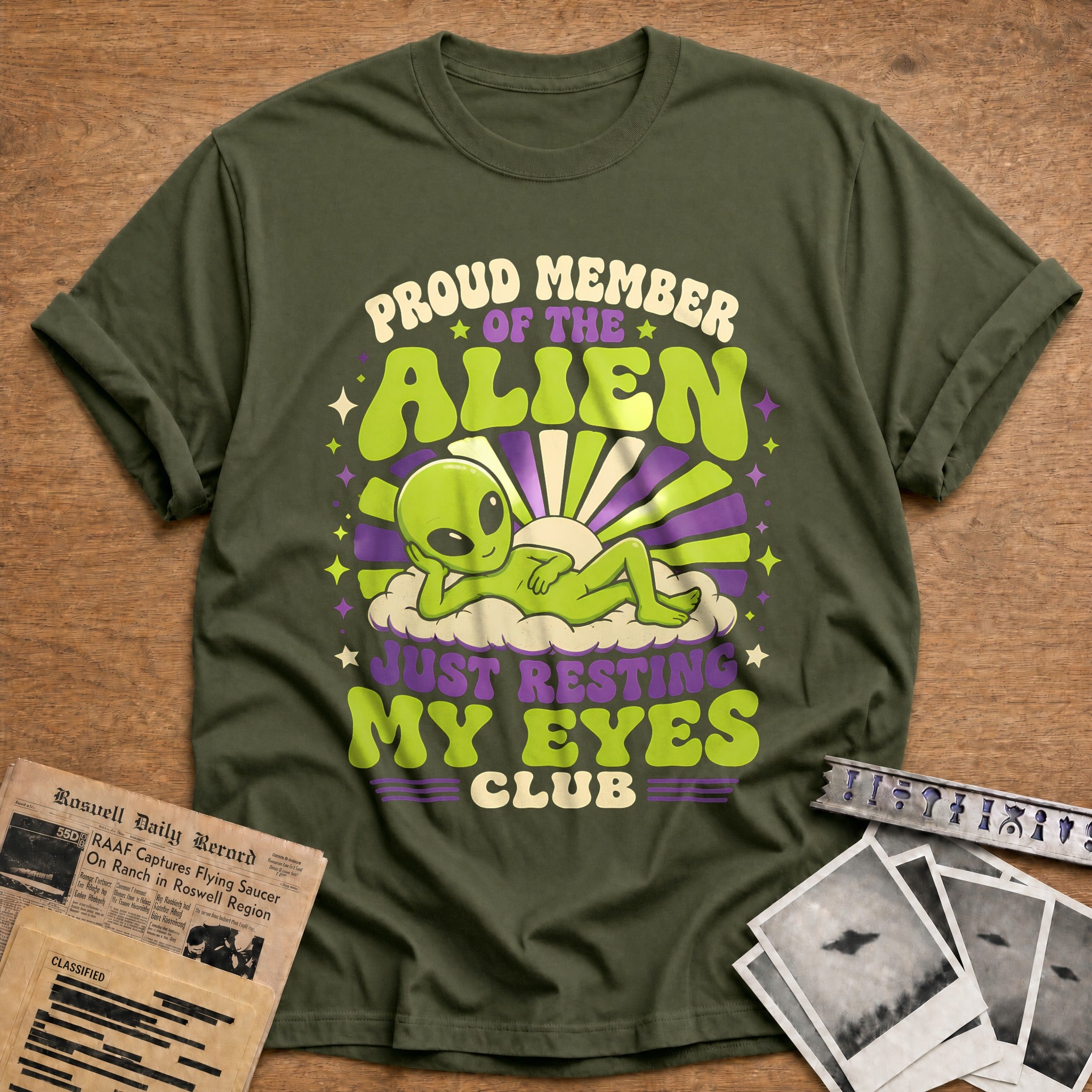 Resting Eyes Club Groovy 25 T-Shirt - Military Green