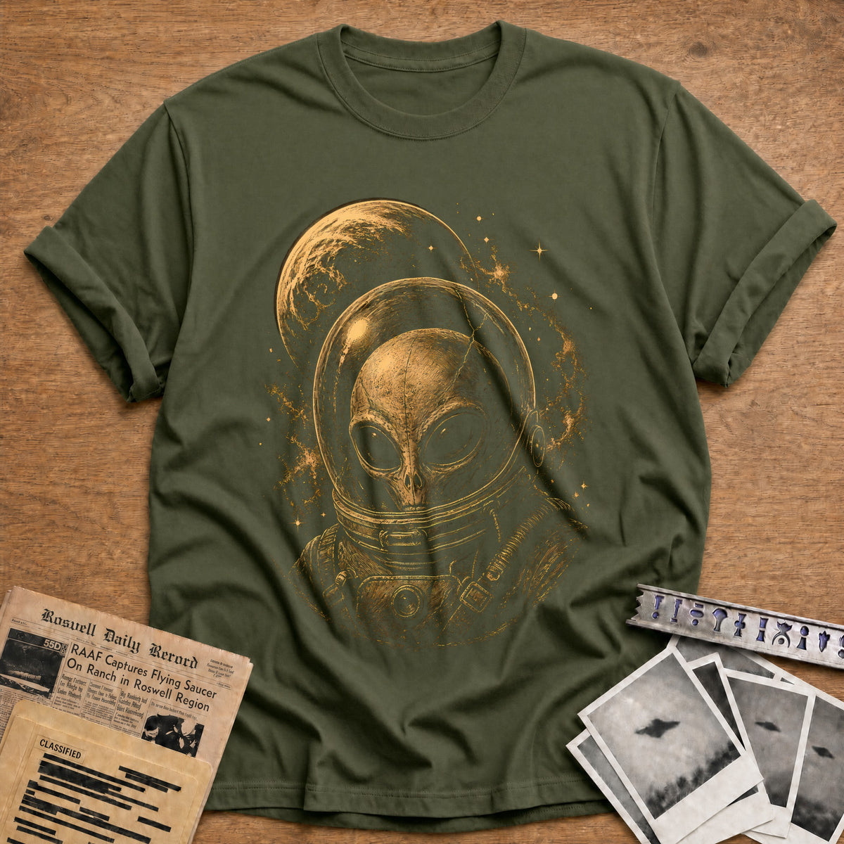 Skull Space Helmet 37 T-Shirt - Military Green