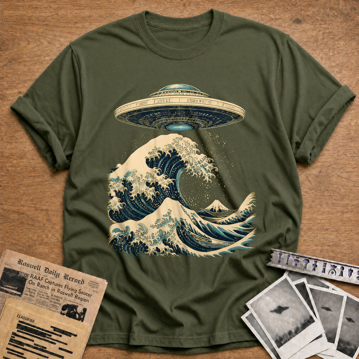 UFO Great Wave Ukiyoe 84 T-Shirt - Military Green