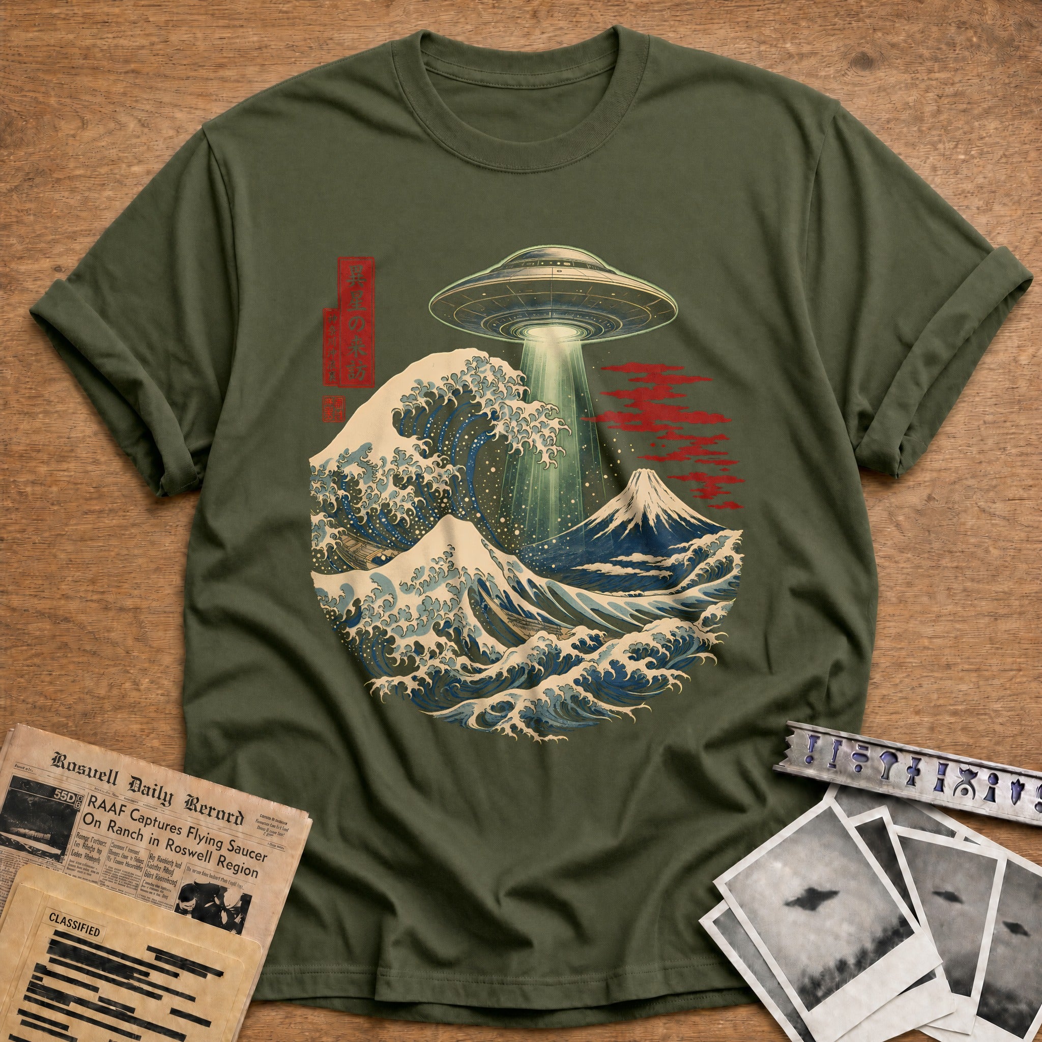 Ufo Over Great Wave 79 T-Shirt - Military Green