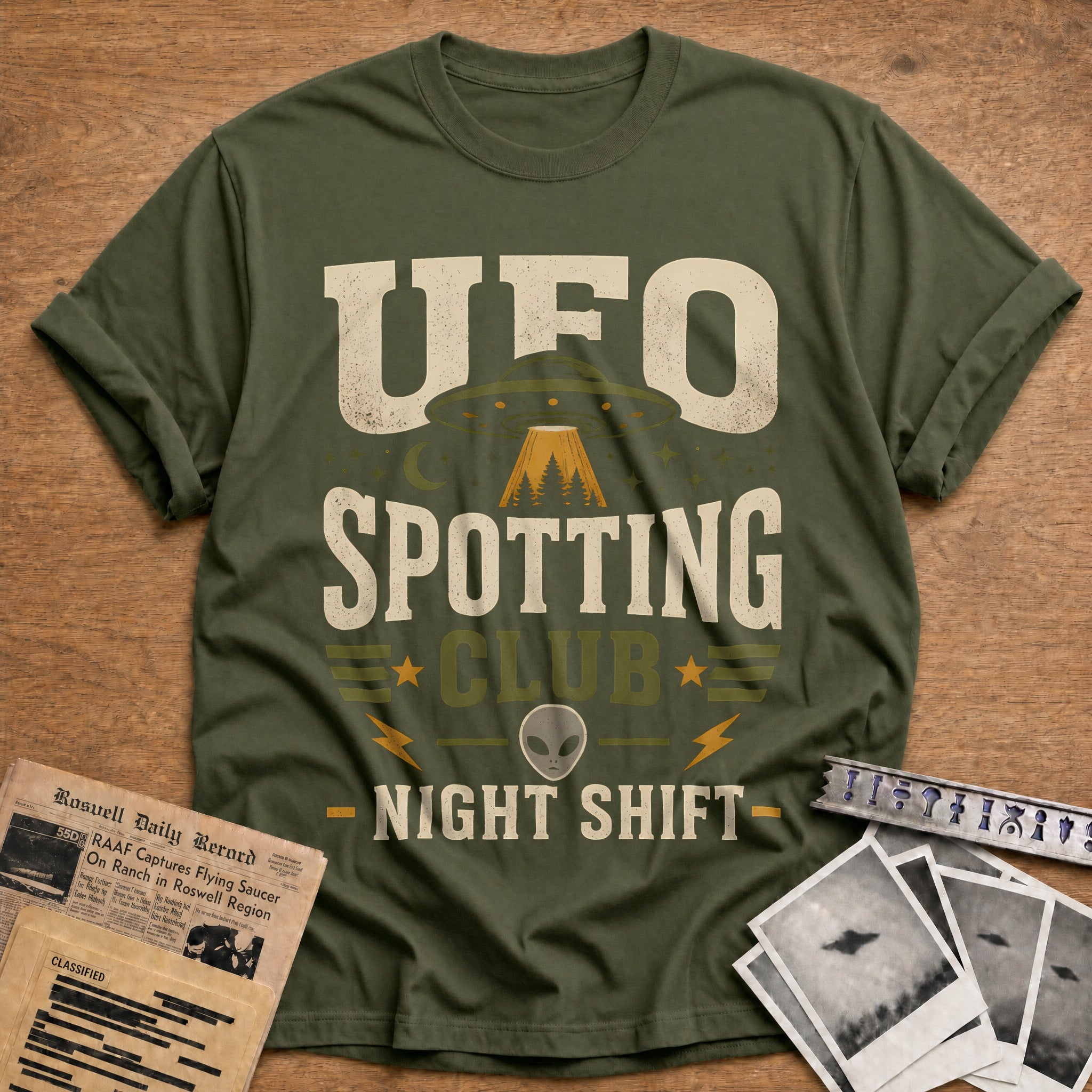 Ufo Spotting Club Night Shift 67 T-Shirt - Military Green