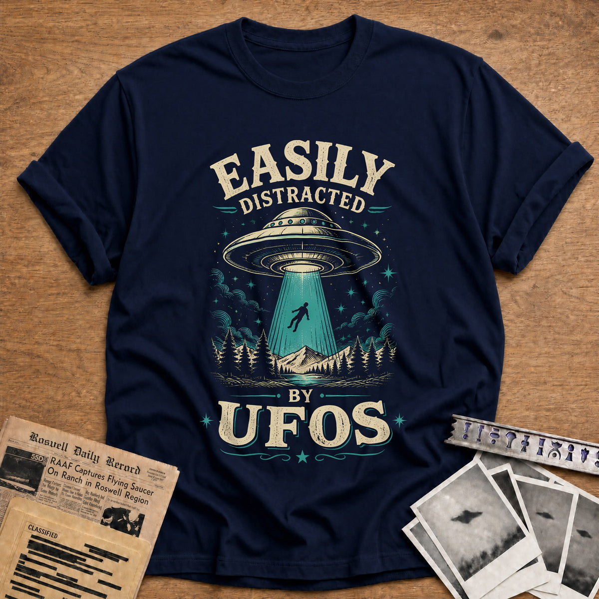 Easily Distracted Ufos 24 T-Shirt - Navy