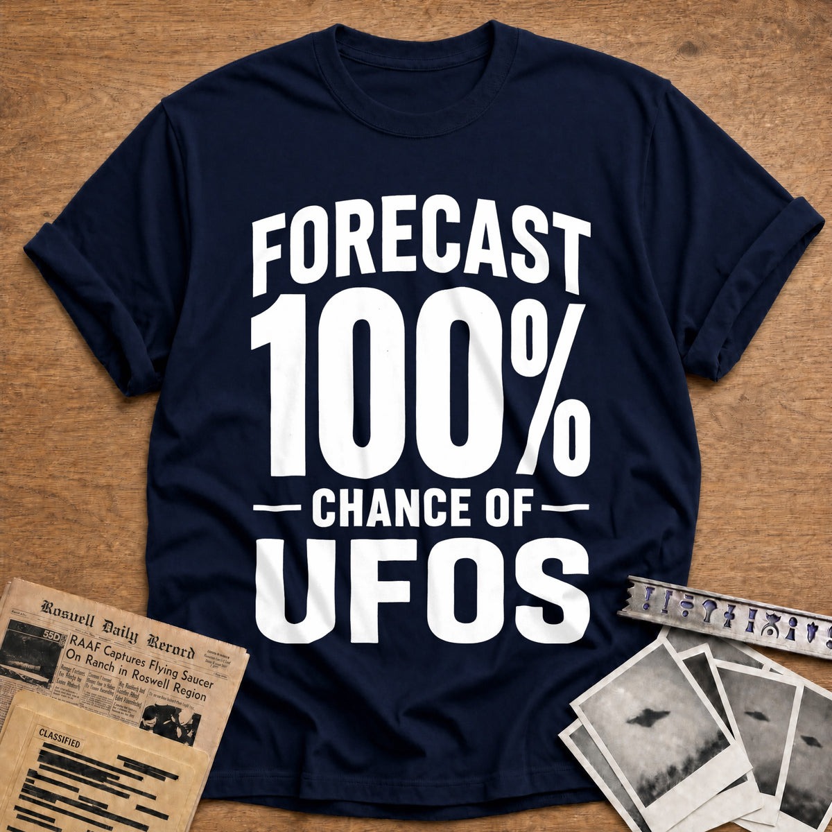Forecast 100 Percent Chance Of UFOs 90 T-Shirt - Navy