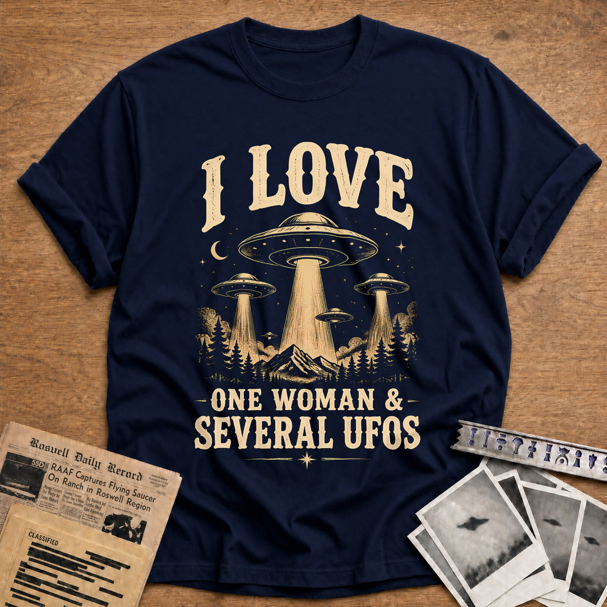 I Love One Woman And Several UFOs 51 T-Shirt - Navy
