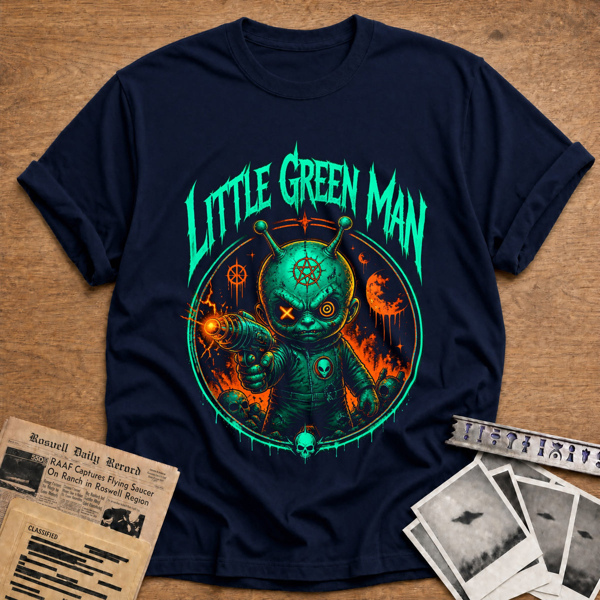 Little Green Man 61 T-Shirt - Navy