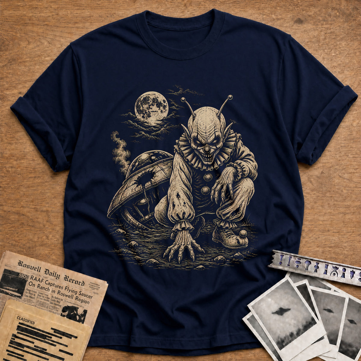 Mars Circus 28 T-Shirt - Navy