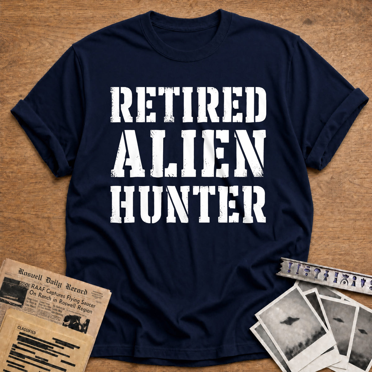 Retired Alien Hunter 39 T-Shirt - Navy