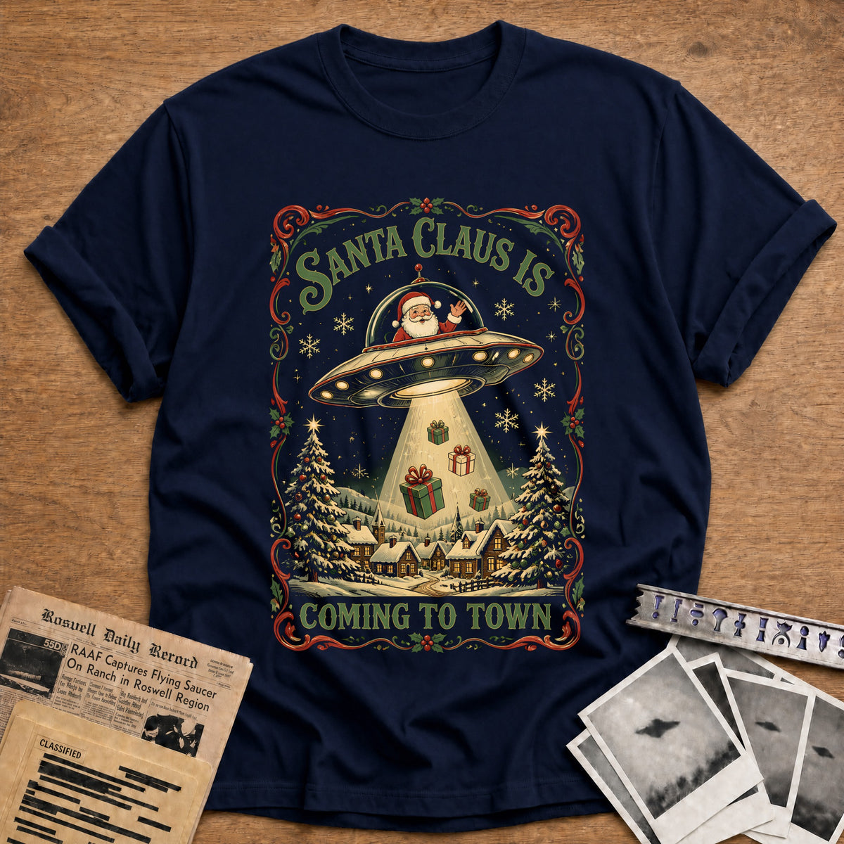 Santa Claus Is Coming To Town 76 T-Shirt - Navy