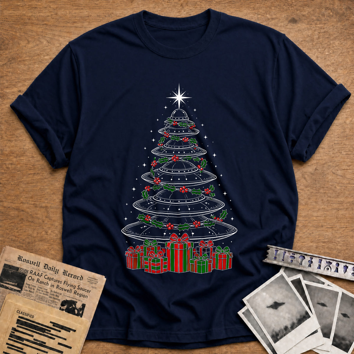 Ufo Gifts Garland Tree 36 T-Shirt - Navy