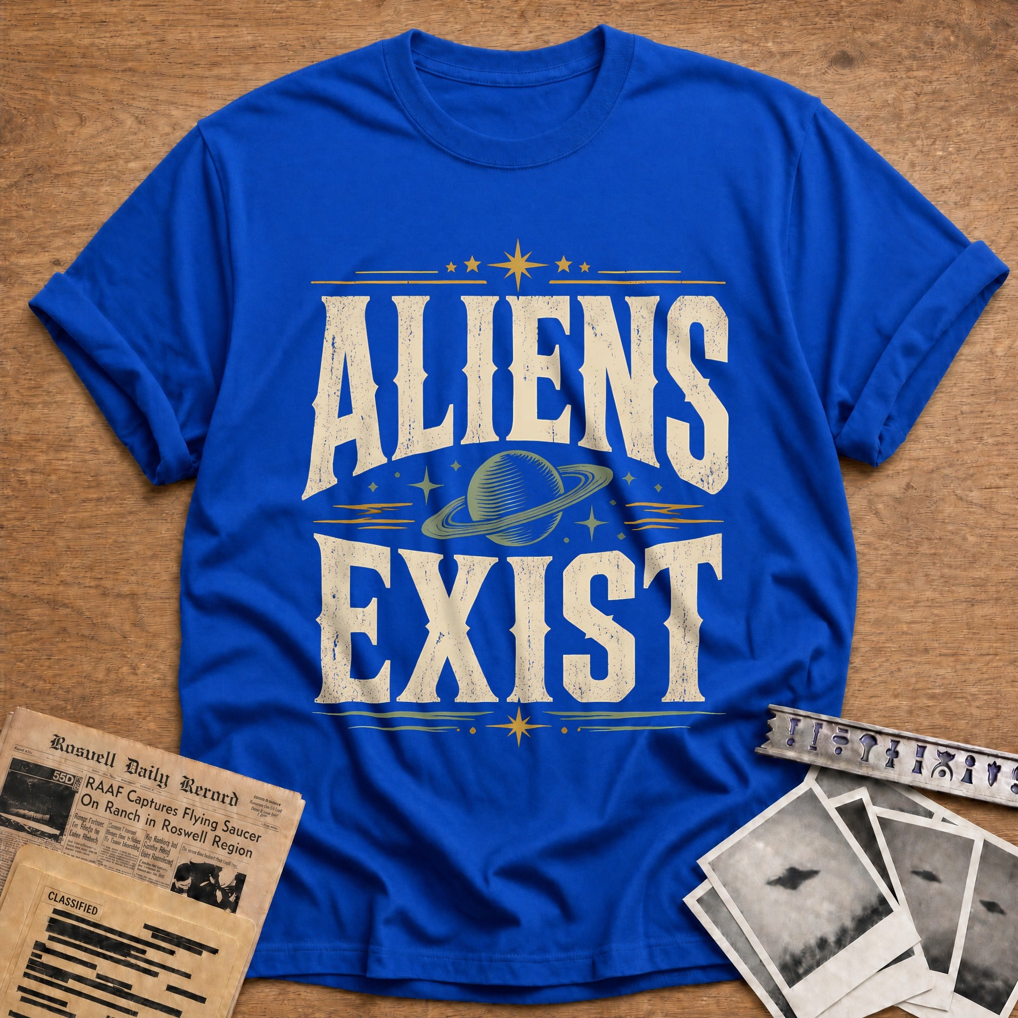 Aliens Exist 99 T-Shirt - Royal