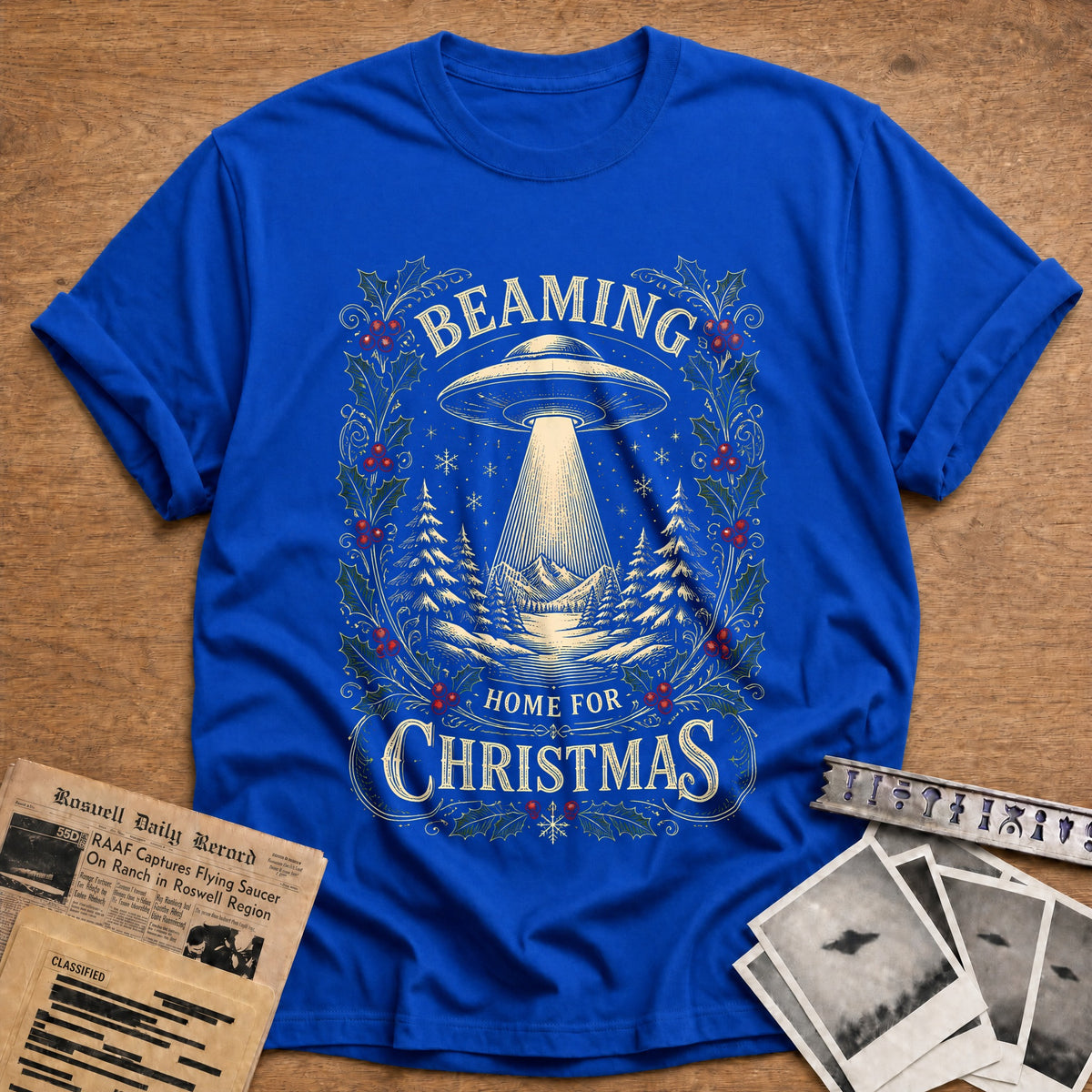 Beaming Home For Christmas 80 T-Shirt - Royal
