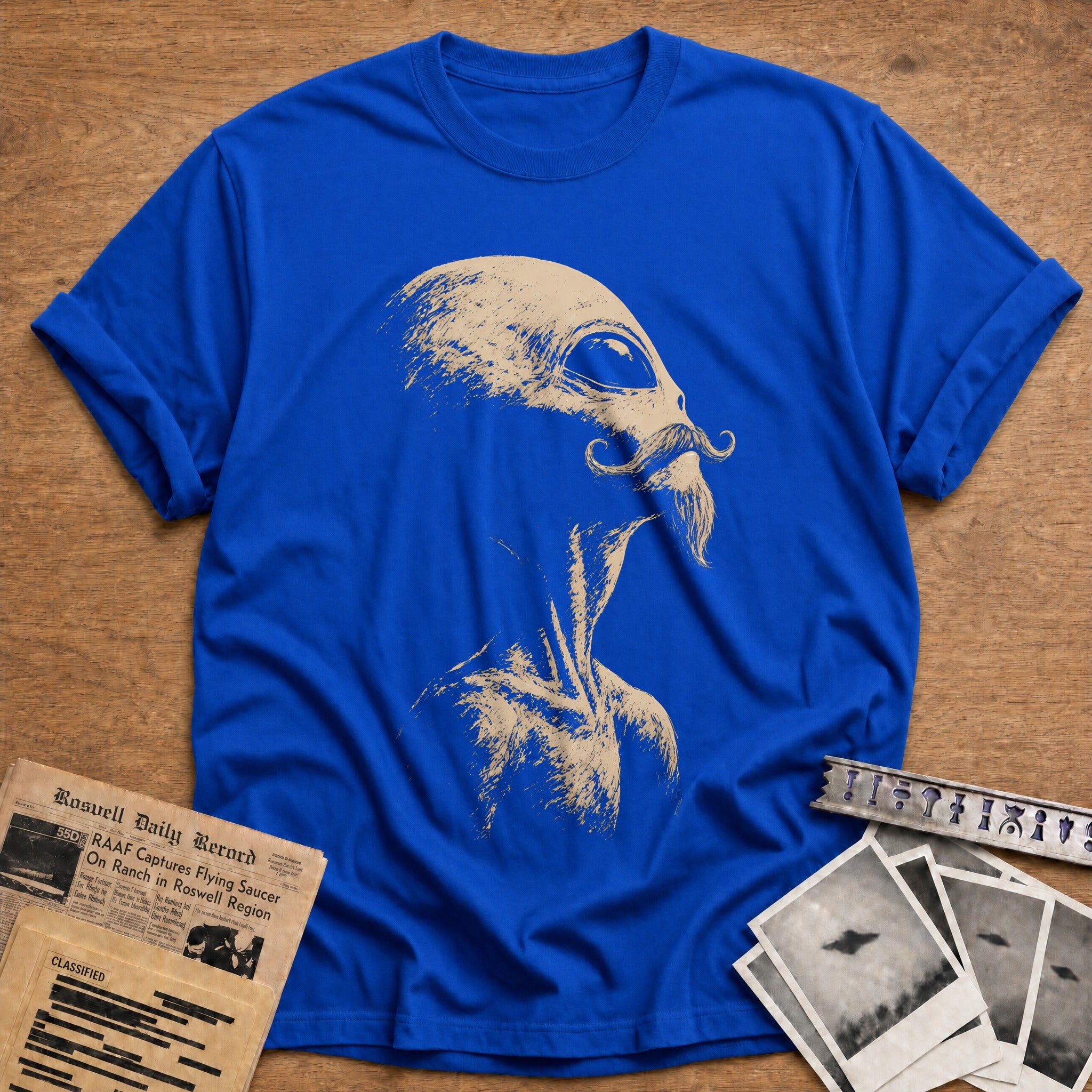 Cosmic Gentleman T-Shirt - Royal
