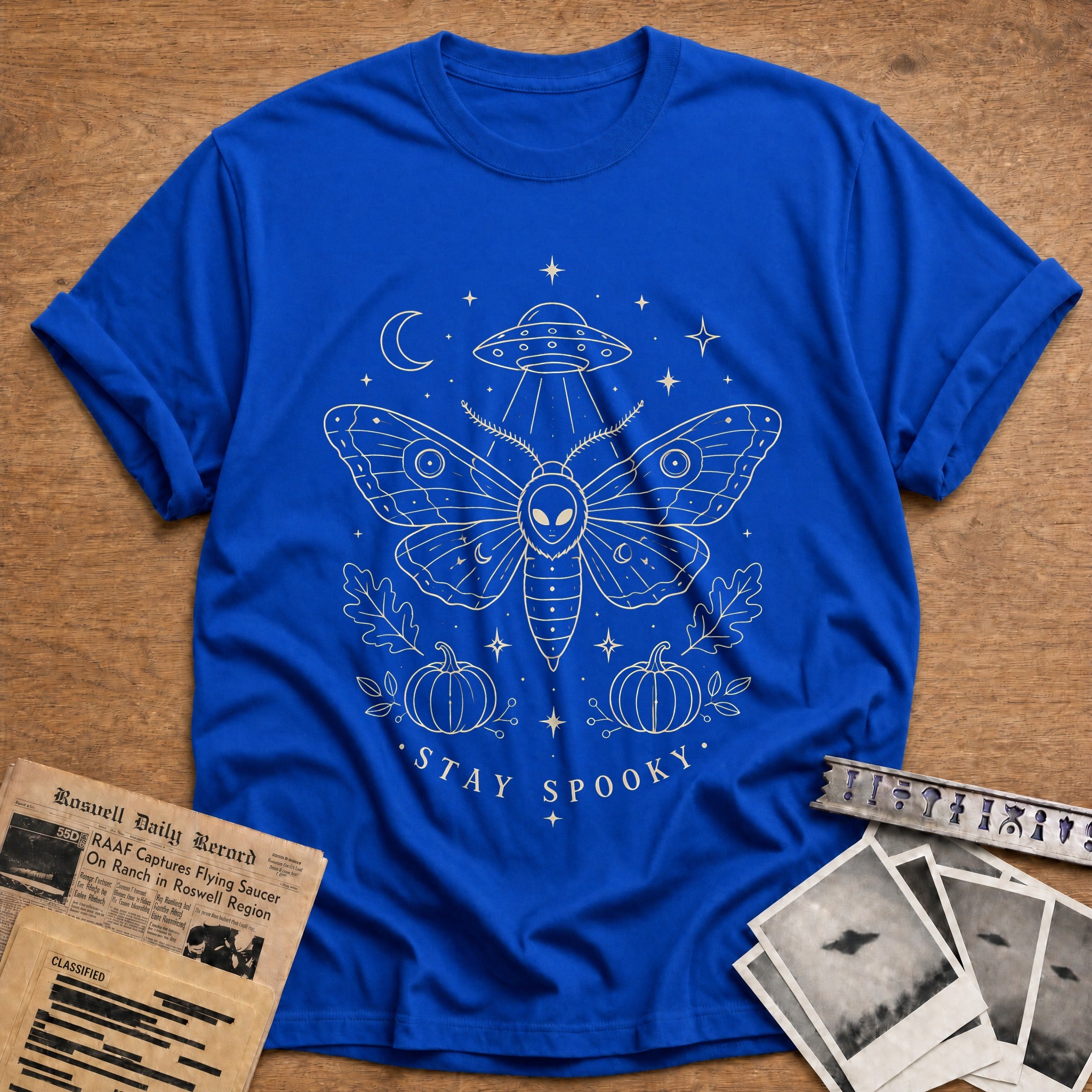 Deaths Head Moth Alien 76 - Royal