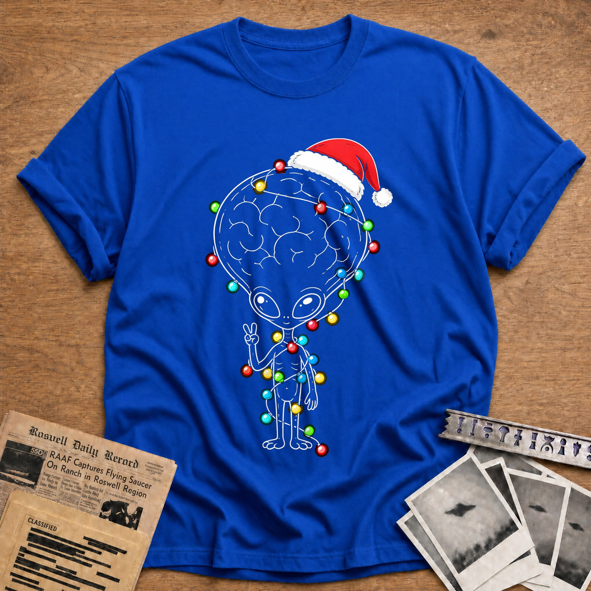 Dome Head Alien Christmas Lights 92 T-Shirt - Royal